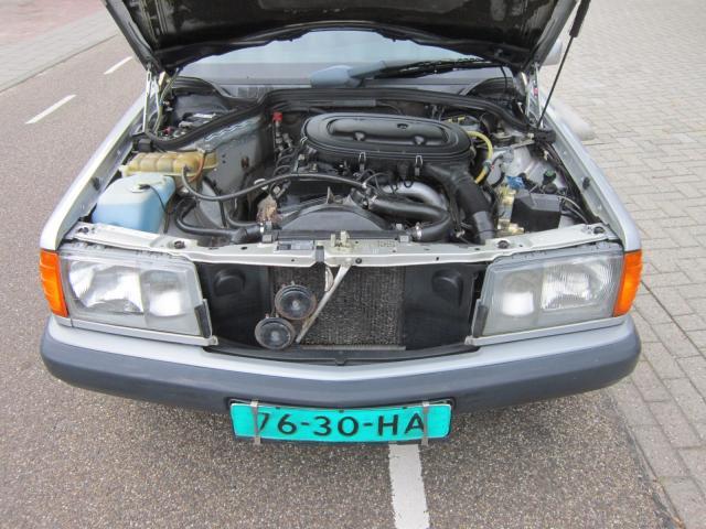 Mercedes 190 E 2.0