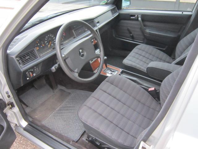Mercedes 190 E 2.0