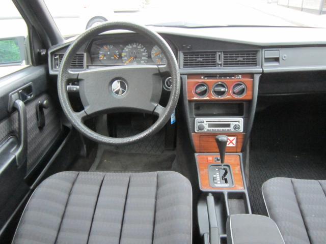 Mercedes 190 E 2.0